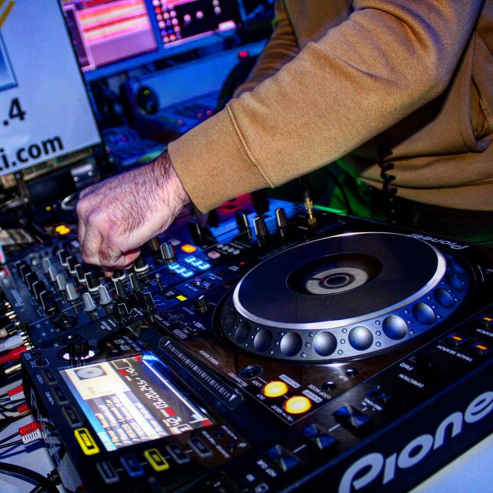 3 DJ Saî.jpg (167 KB)